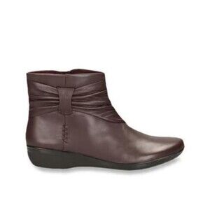 Clarks Collection Everlay Mandy Burgundy Leather Slouch Ankle Boots Sz 7W